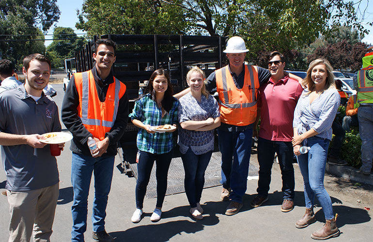 careers-univ-bbq University Recruiting: Interns and PEs at a job BBQ