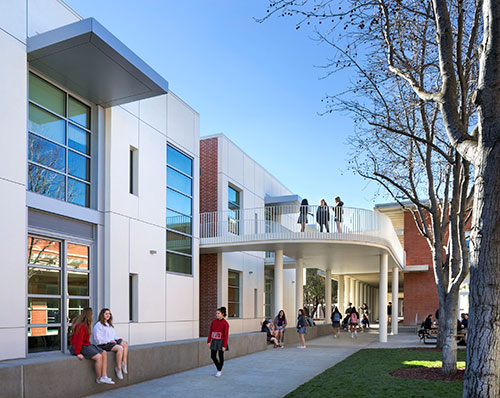 Carondelet High School - STEM Innovation Center